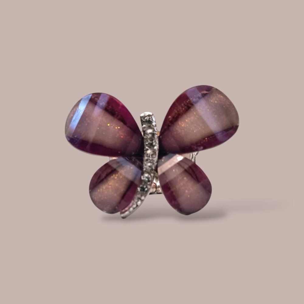Expandable Sparkling Butterfly Statement Ring